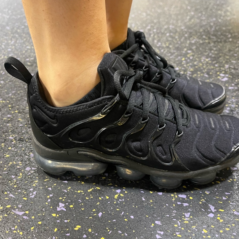 Nike Black Women's Sneakers
